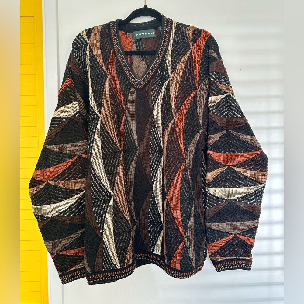 Size XL 100% Cotton, Vintage, 3D Chunky Knit, Tundra Canada pull over sweater - Picture 2 of 14